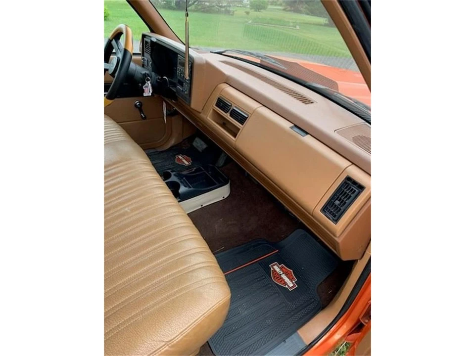 1990 Chevrolet C/K 4th Gen - Image 14 of 18