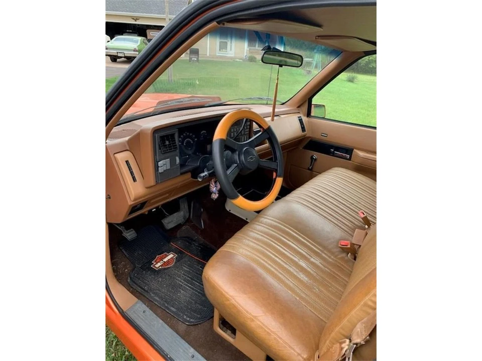 1990 Chevrolet C/K 4th Gen - Image 11 of 18