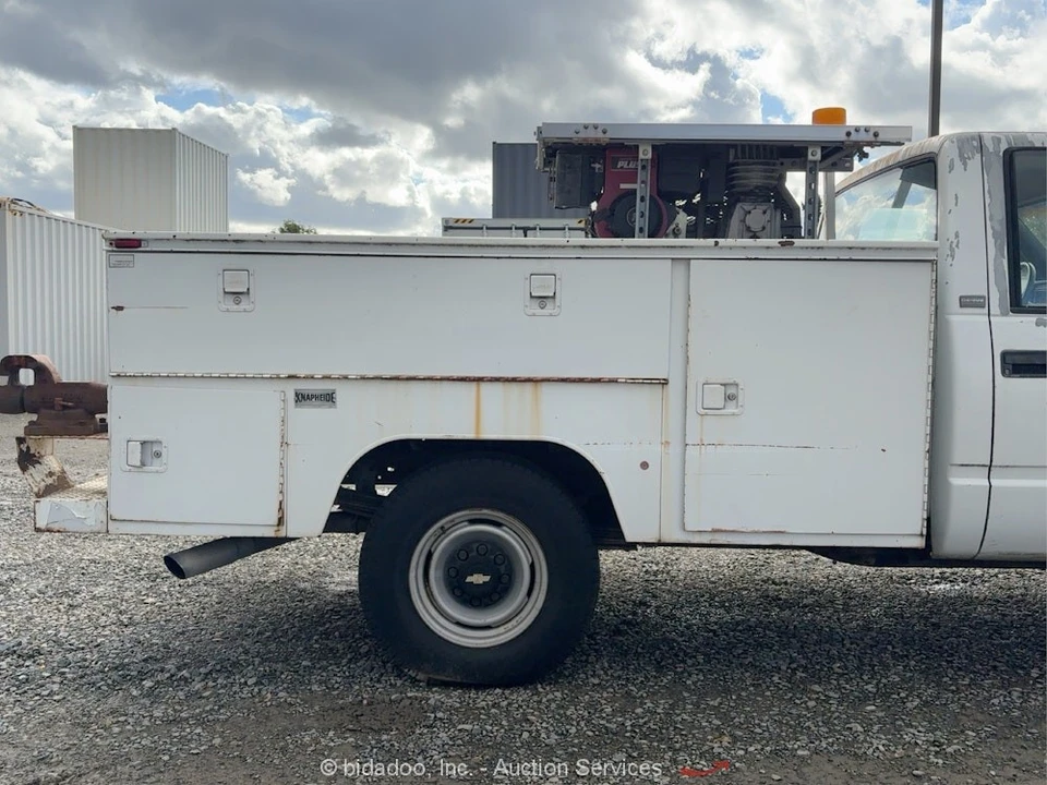 1990 Chevrolet C/K 4th Gen - Image 9 of 12
