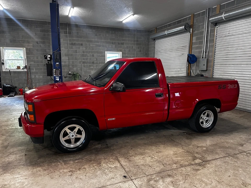 1990 Chevrolet C/K 3rd Gen - Image 2 of 21