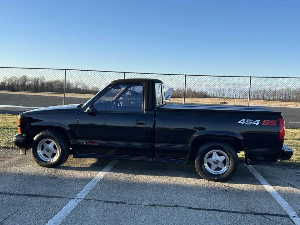 1990 Chevrolet 454 SS - Image 8 of 19