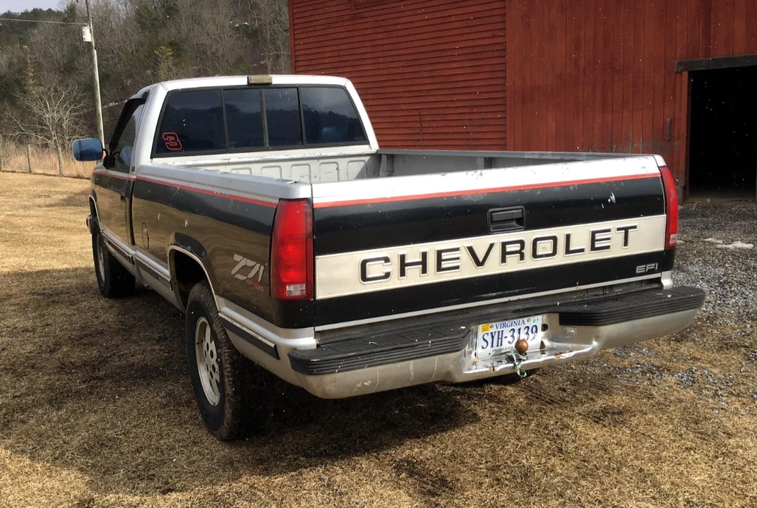 1990 Chevrolet C/K 4th Gen - Image 5 of 13