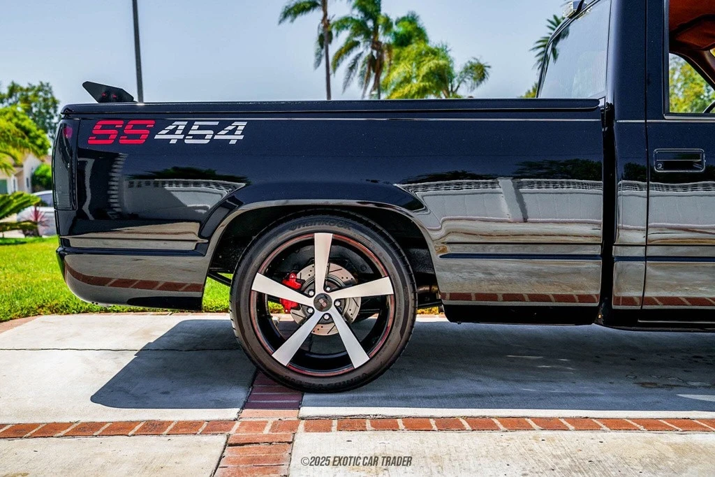 1990 Chevrolet 454 SS - Image 10 of 12