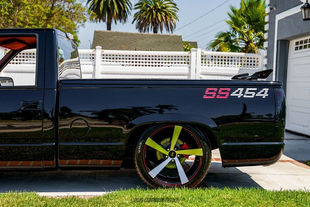 1990 Chevrolet 454 SS - Image 5 of 12
