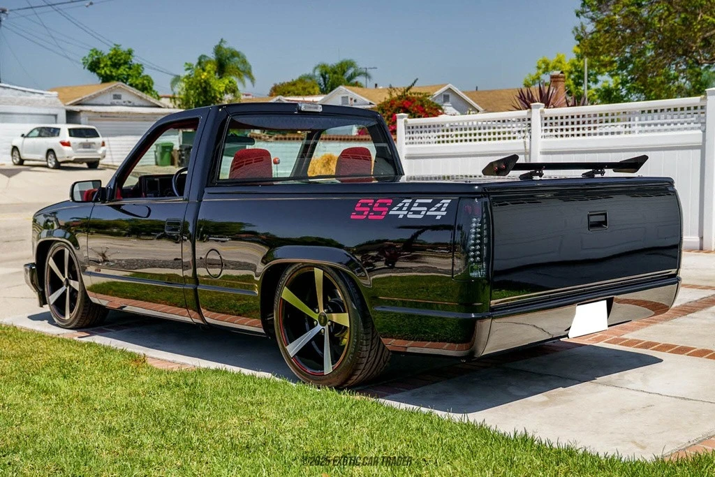 1990 Chevrolet 454 SS - Image 6 of 12