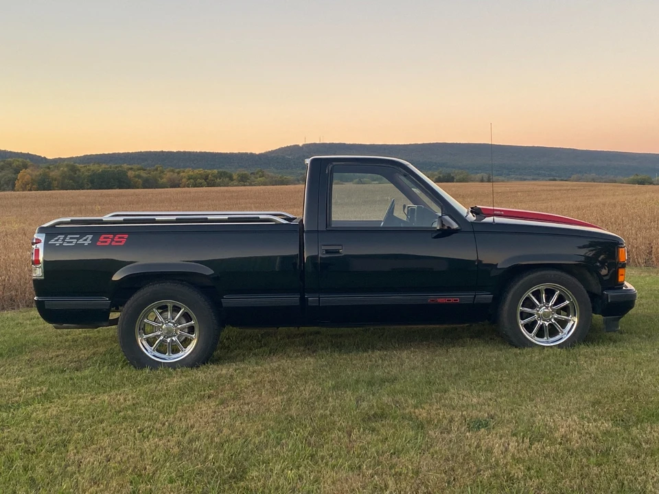 1990 Chevrolet 454 SS - Image 2 of 15