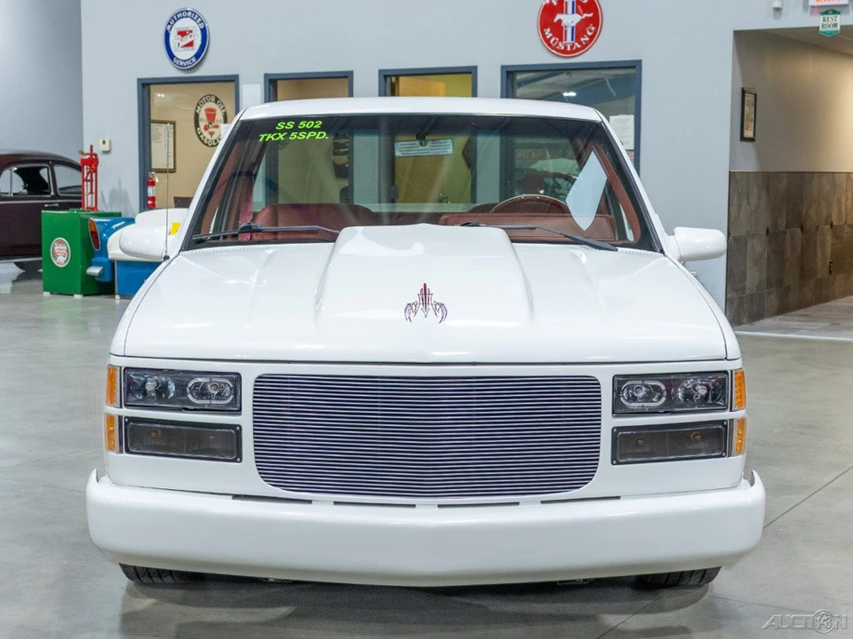 1990 Chevrolet 454 SS - Image 2 of 21