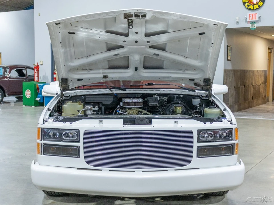 1990 Chevrolet 454 SS - Image 11 of 21