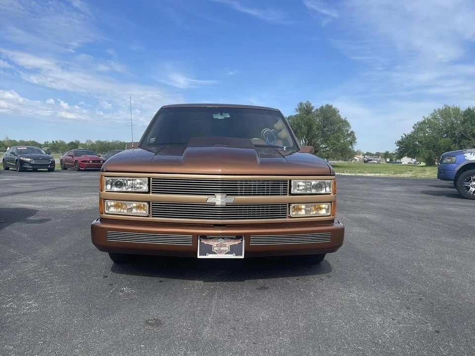 1990 Chevrolet C/K 4th Gen - Image 8 of 12