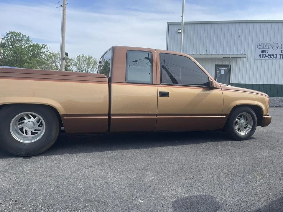 1990 Chevrolet C/K 4th Gen - Image 5 of 12