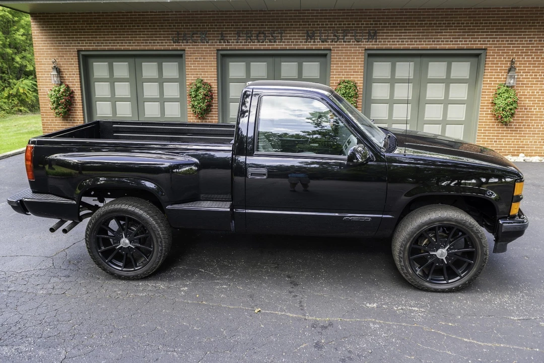 1990 Chevrolet C/K 4th Gen - Image 20 of 21