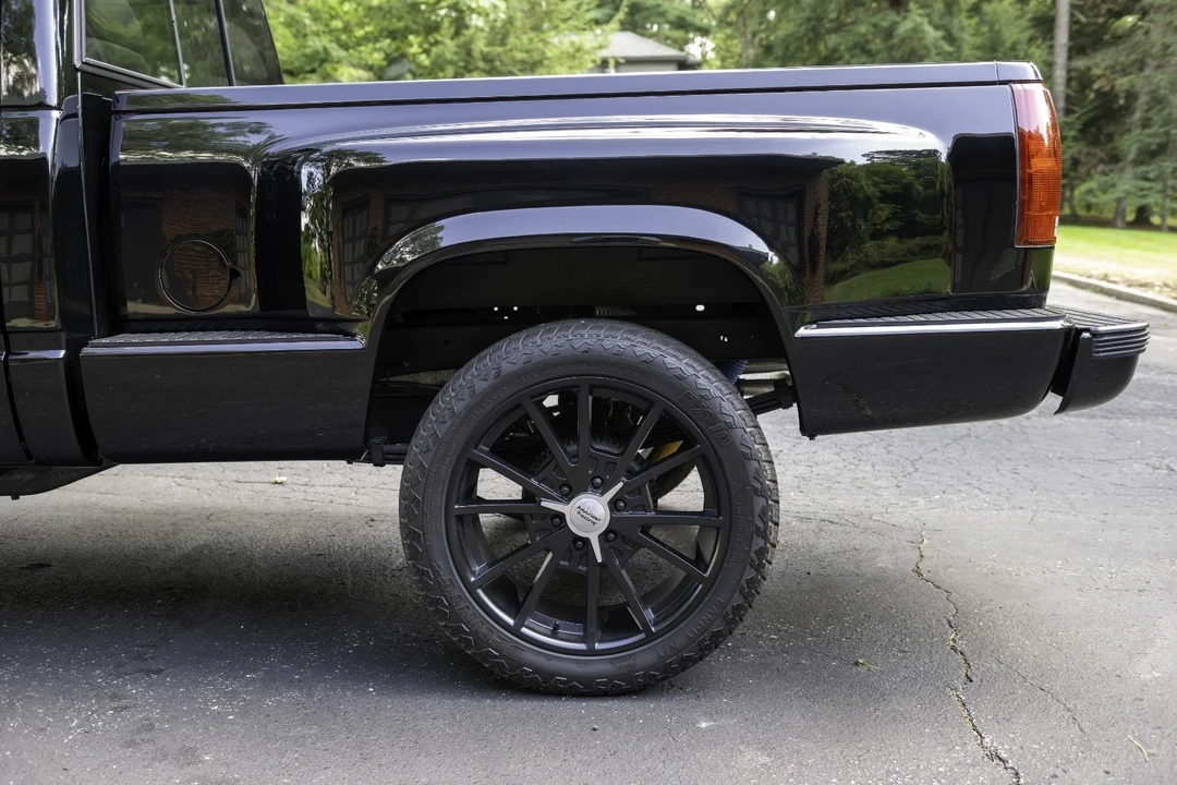 1990 Chevrolet C/K 4th Gen - Image 4 of 21