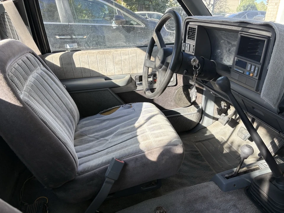 1990 Chevrolet C/K 4th Gen - Image 16 of 21