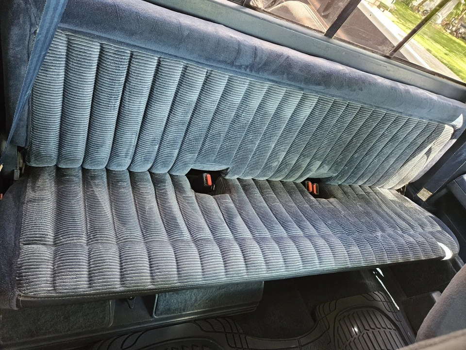 1990 Chevrolet C/K 4th Gen - Image 25 of 30