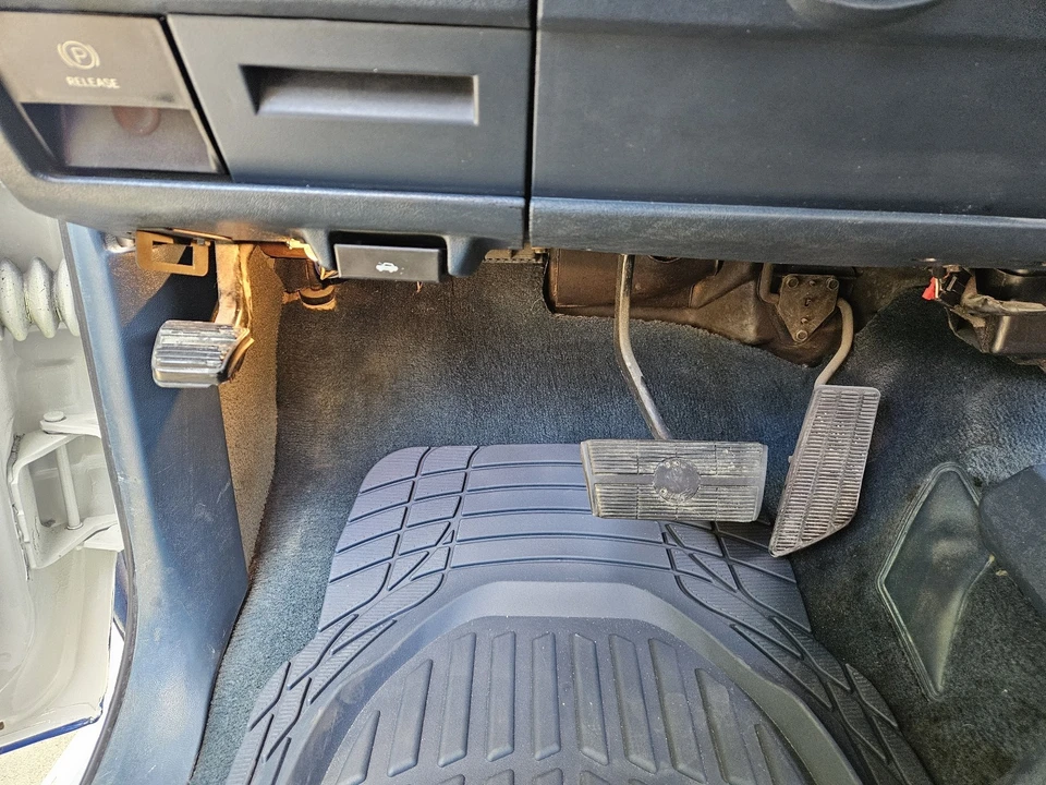 1990 Chevrolet C/K 4th Gen - Image 28 of 30