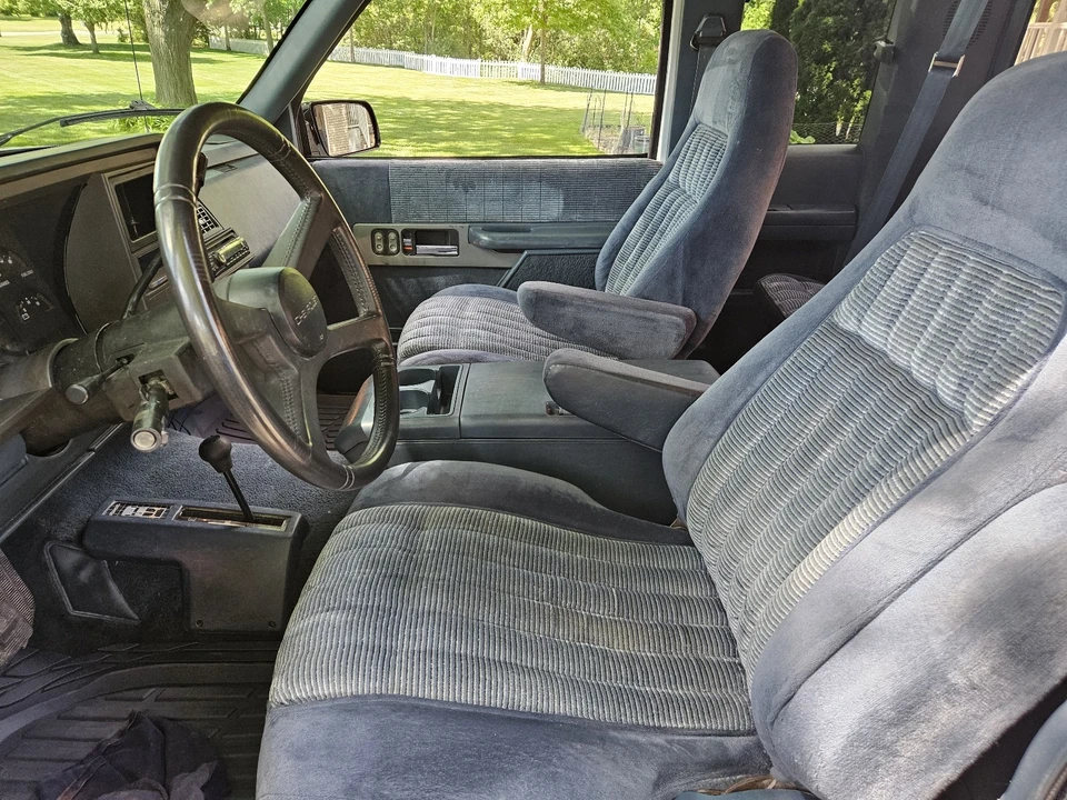1990 Chevrolet C/K 4th Gen - Image 12 of 30