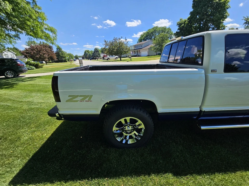 1990 Chevrolet C/K 4th Gen - Image 7 of 30