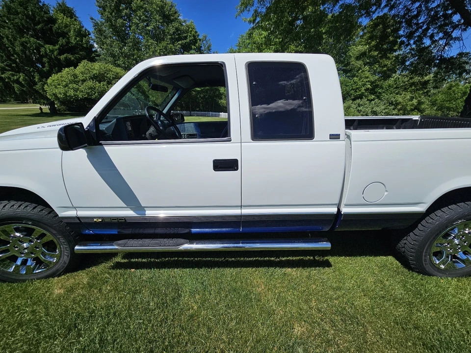 1990 Chevrolet C/K 4th Gen - Image 9 of 30