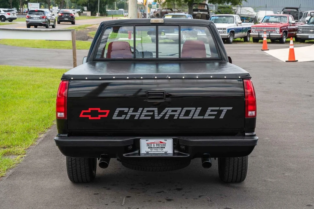 1990 Chevrolet 454 SS - Image 5 of 21