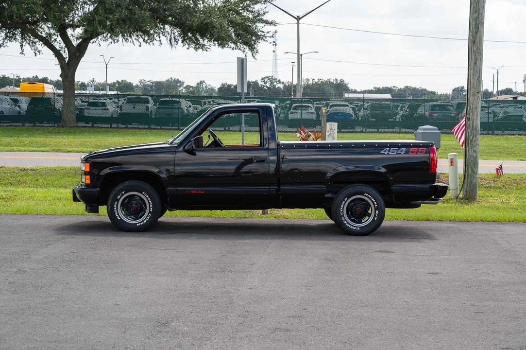 1990 Chevrolet 454 SS - Image 2 of 21