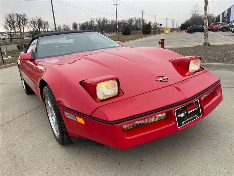 1990 Chevrolet Corvette C4 - Image 17 of 20
