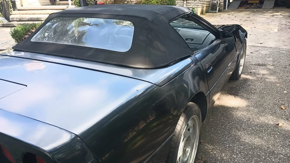 1990 Chevrolet Corvette C4 - Image 17 of 20
