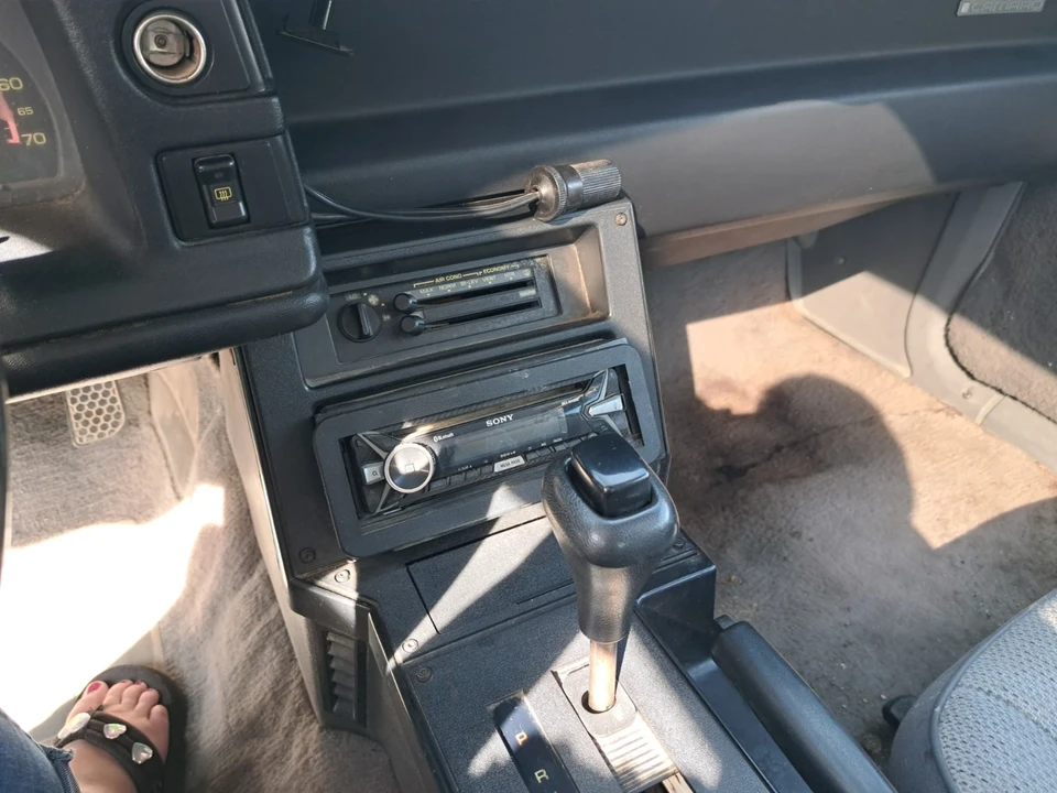 1990 Chevrolet Camaro 3rd Gen - Image 18 of 21