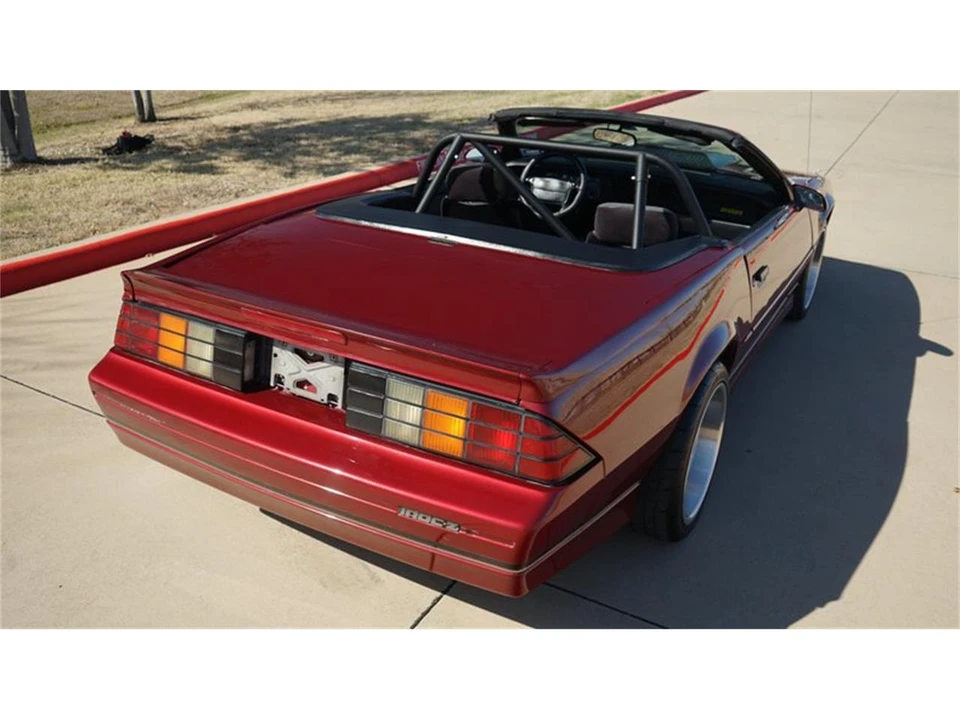 1990 Chevrolet Camaro 3rd Gen - Image 14 of 31