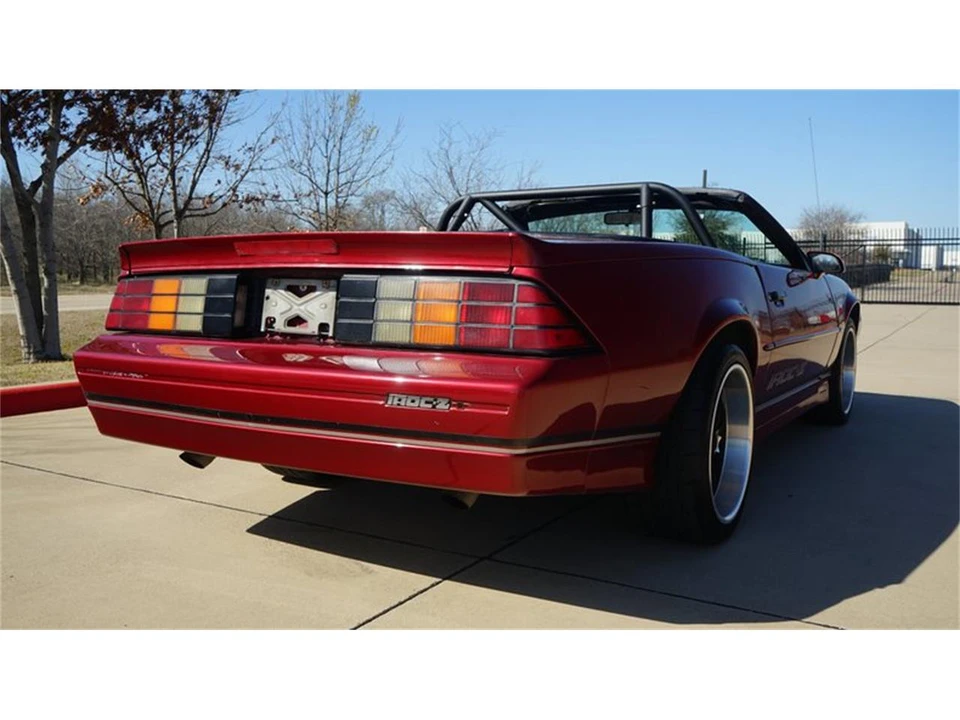 1990 Chevrolet Camaro 3rd Gen - Image 15 of 31