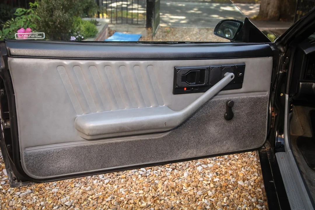 1990 Chevrolet Camaro 3rd Gen - Image 25 of 30
