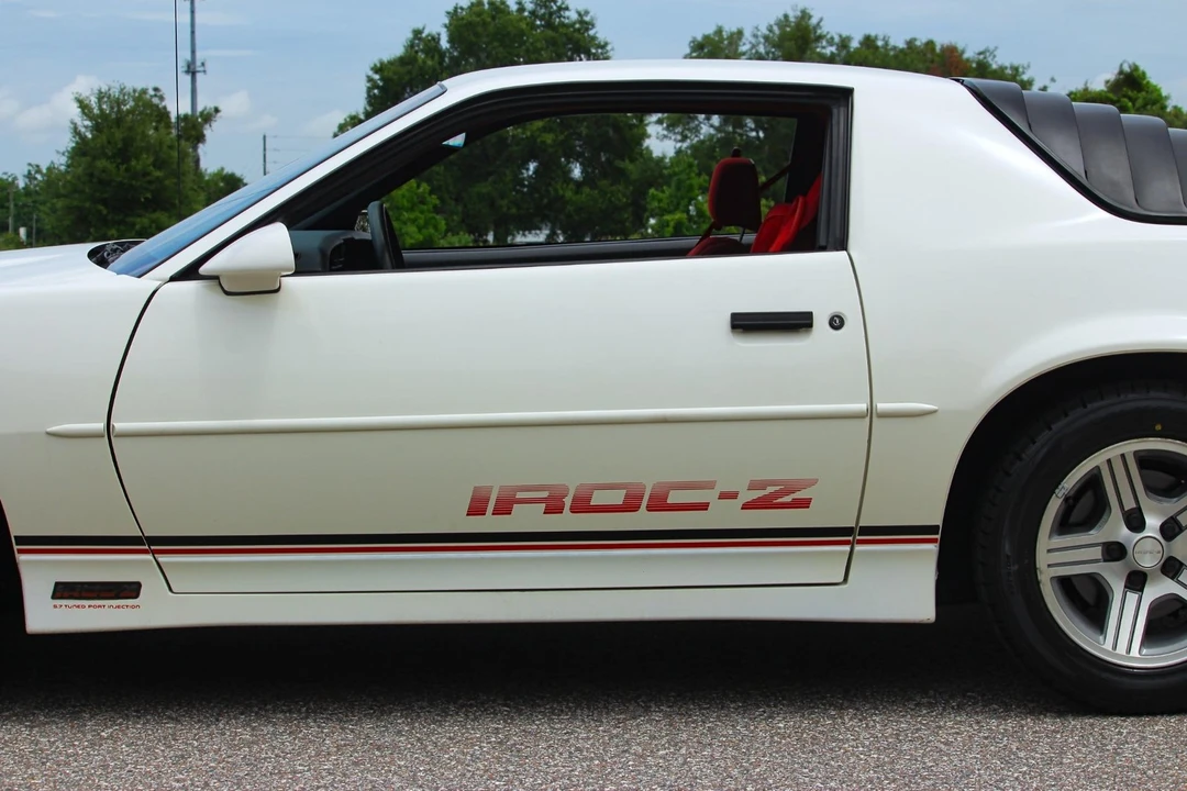 1990 Chevrolet Camaro 3rd Gen - Image 28 of 31