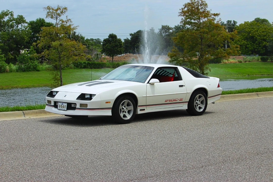 1990 Chevrolet Camaro 3rd Gen - Image 17 of 31