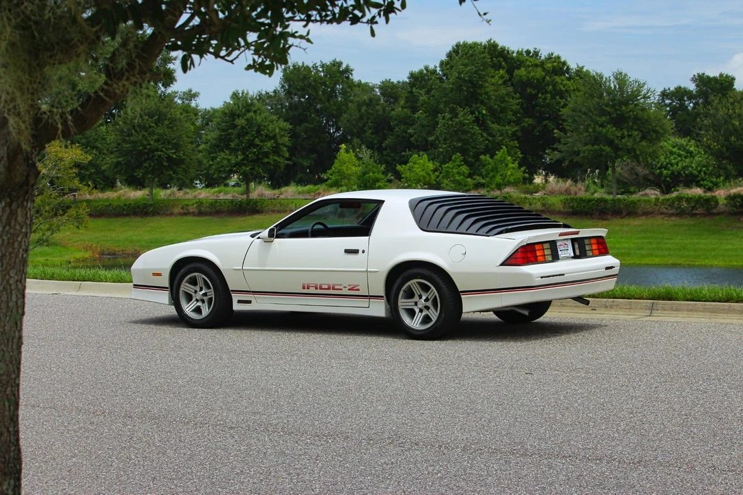 1990 Chevrolet Camaro 3rd Gen - Image 19 of 31