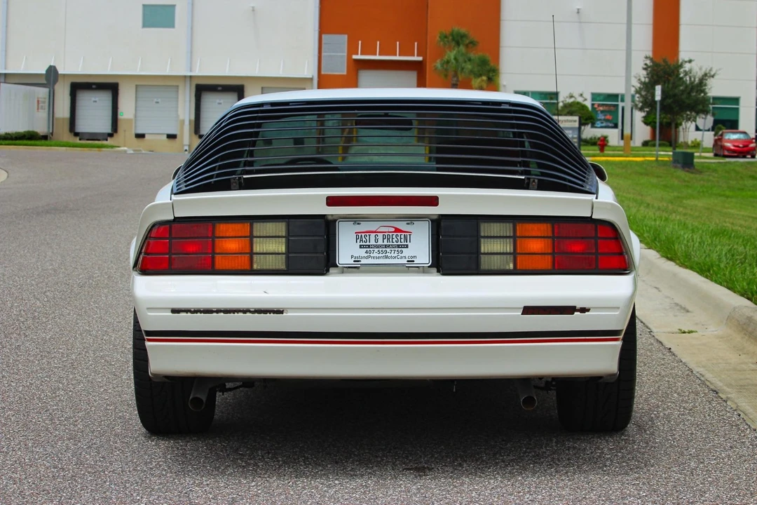 1990 Chevrolet Camaro 3rd Gen - Image 21 of 31