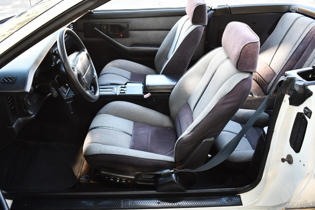 1990 Chevrolet Camaro 3rd Gen - Image 18 of 21
