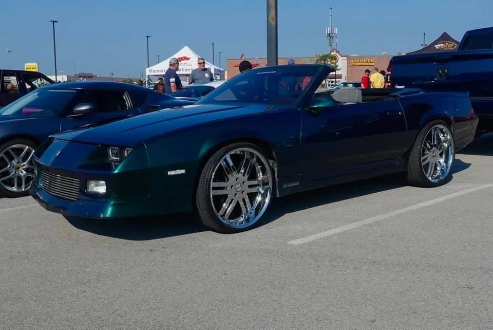 1990 Chevrolet Camaro 3rd Gen - Image 2 of 5