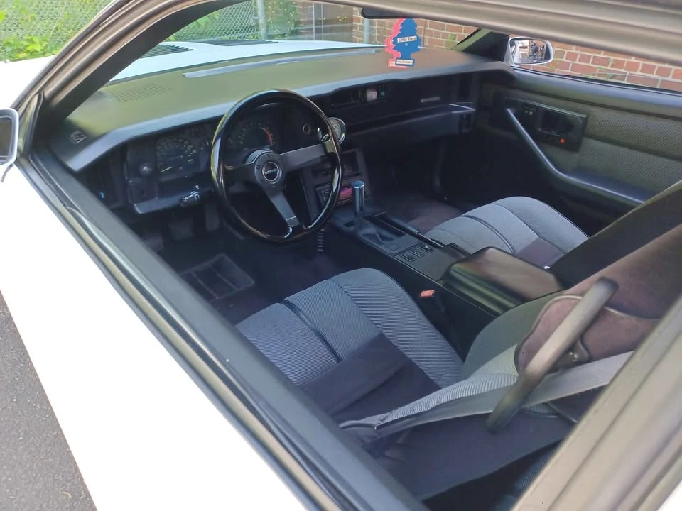 1990 Chevrolet Camaro 3rd Gen - Image 5 of 9