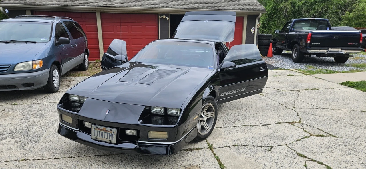 1990 Chevrolet Camaro IROC-Z & Z28 3rd Gen - Image 10 of 31