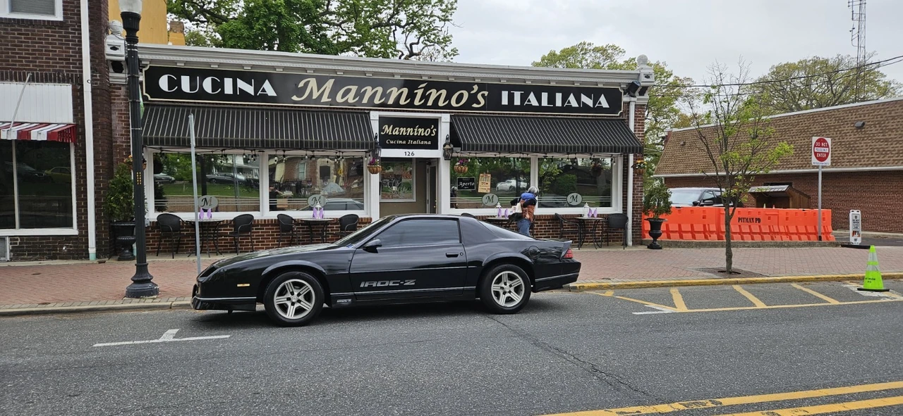 1990 Chevrolet Camaro IROC-Z & Z28 3rd Gen - Image 2 of 31