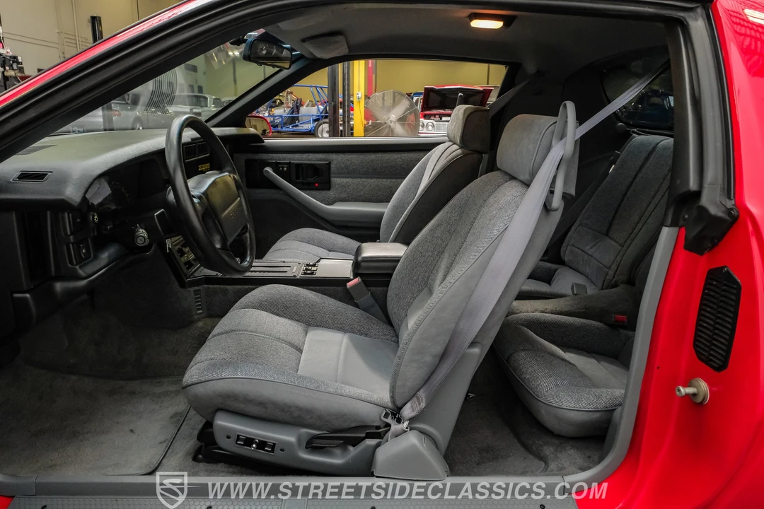 1990 Chevrolet Camaro IROC-Z & Z28 3rd Gen - Image 23 of 31