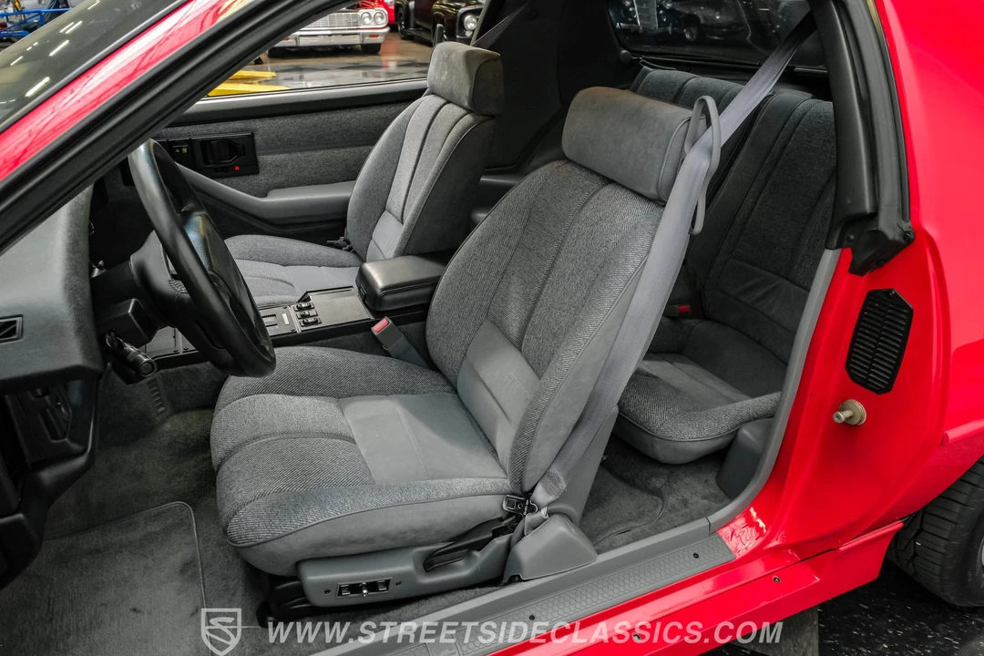 1990 Chevrolet Camaro IROC-Z & Z28 3rd Gen - Image 29 of 31