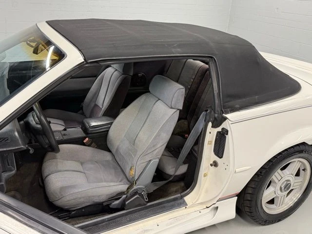 1990 Chevrolet - Image 17 of 21