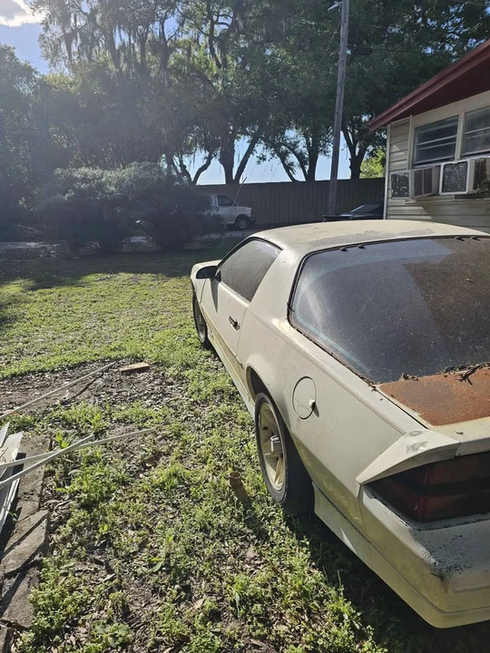 1990 Chevrolet Camaro 3rd Gen - Image 3 of 5
