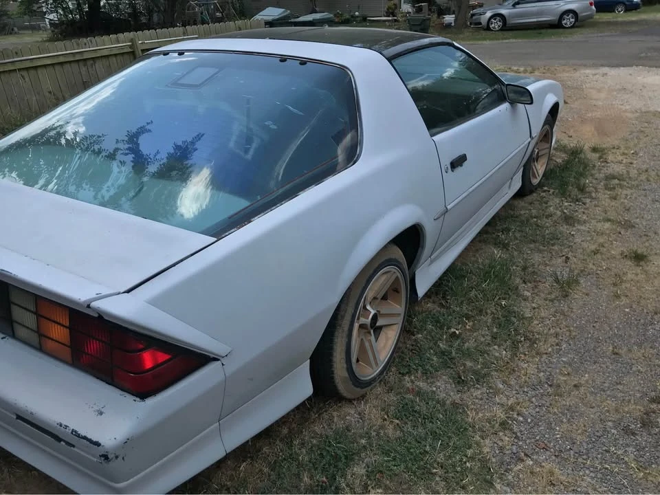 1990 Chevrolet Camaro 3rd Gen - Image 3 of 11