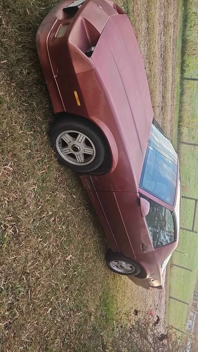 1990 Chevrolet Camaro 3rd Gen - Image 2 of 8