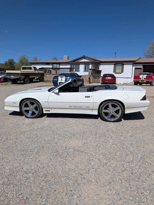 1990 Chevrolet Camaro - Image 3 of 19