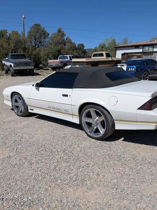 1990 Chevrolet Camaro - Image 4 of 19