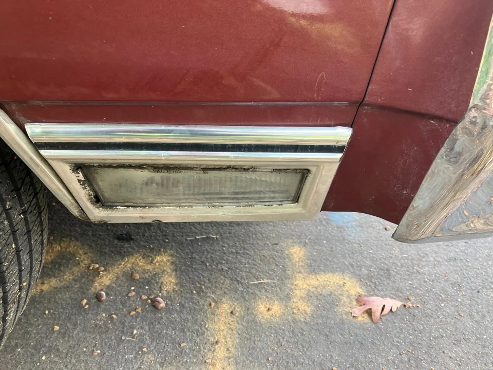 1990 Chevrolet Caprice - Image 9 of 21