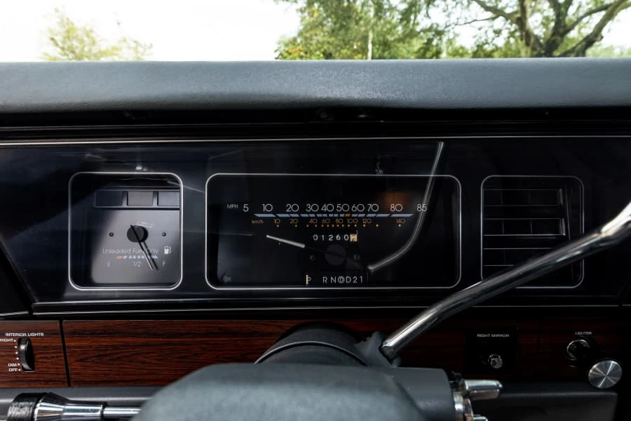 1990 Chevrolet Caprice - Image 24 of 31