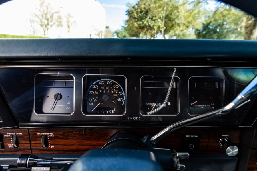 1990 Chevrolet Caprice - Image 21 of 23